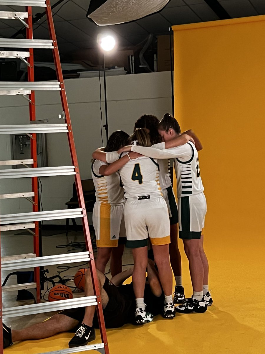 Saint Leo WBB (@saintleowbb) on Twitter photo The ending “Senior” Shoot went very very well @alex_button111 <a href="/TamaraShash1513/">Tamara Shash</a> <a href="/litvinoff22/">Kennedy Litvinoff</a> <a href="/amanda_ulrich14/">Amanda Ulrich</a> #excellence #family <a href="/coachc9/">Anthony Crocitto</a> The ending “Senior” Shoot went very very well @alex_button111 <a href="/TamaraShash1513/">Tamara Shash</a> <a href="/litvinoff22/">Kennedy Litvinoff</a> <a href="/amanda_ulrich14/">Amanda Ulrich</a> #excellence #family <a href="/coachc9/">Anthony Crocitto</a>