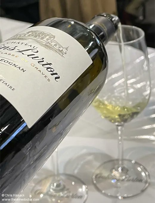 Published today: Bordeaux meets Loire; Henri Bourgeois and Château Couhins-Lurton, tasted side-by-side.
buff.ly/3Qi2Xcw
[subscribers only]
#wine #winetasting #loirewine #bordeauxwine #sauvignonblanc #henribourgeois #famillebourgeois #chateaucouhinslurton