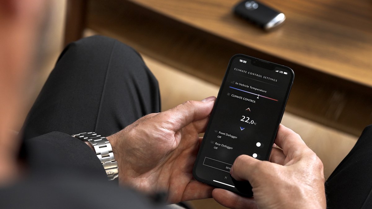 SnowsMazda's tweet photo. Stay cool (or warm), whichever you prefer, with the MyMazda apps’ innovative climate control.

Available to download now.
Apple iOS: https://t.co/wV77Q7Rv4p 
Android: https://t.co/FyqAhR9FSq 

#Snows #SnowsMazda #Mazda #MyMazda #MyMazdaApp #MazdaApp https://t.co/5hftEwcx5H