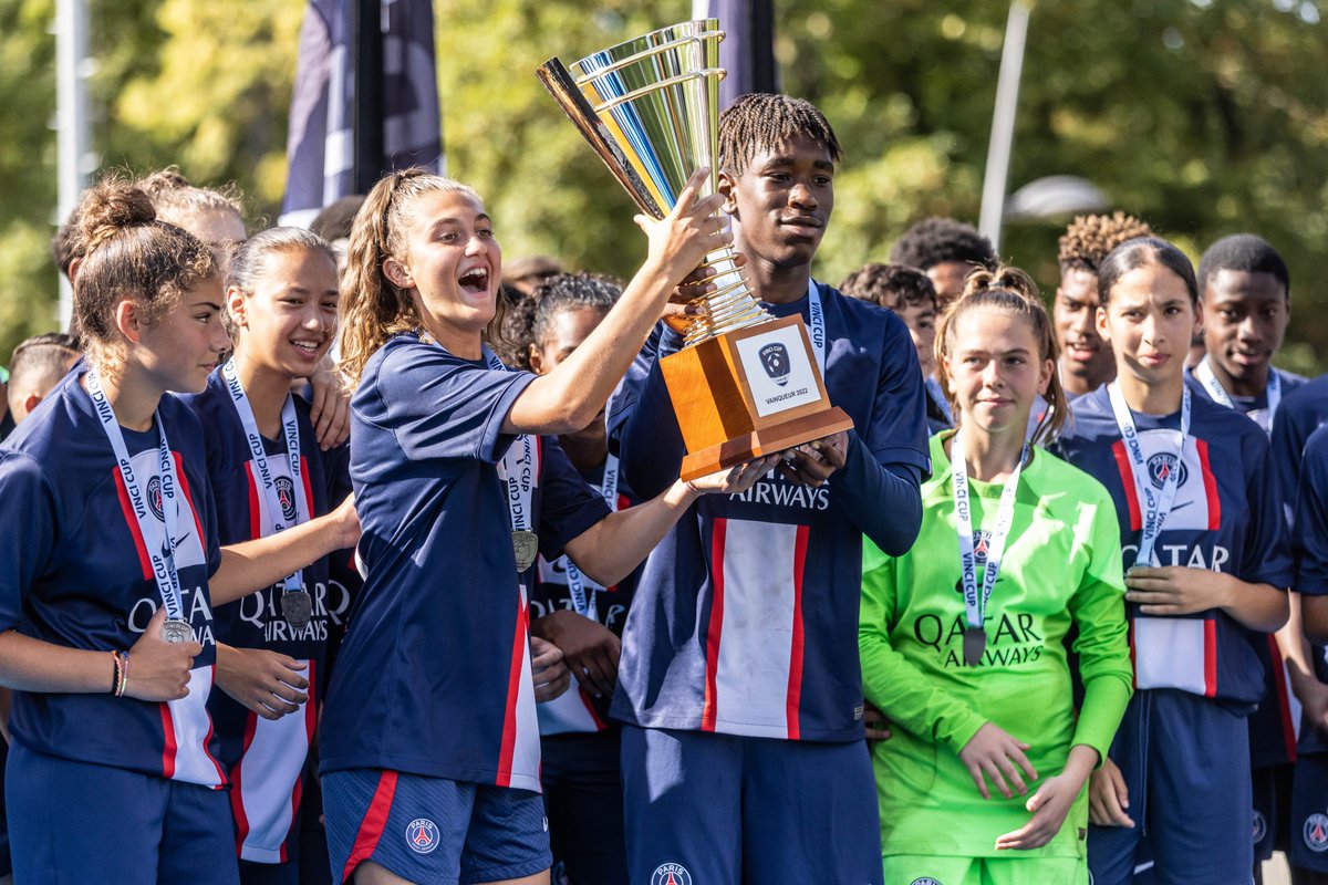 PierreCoppey's tweet photo. Merci à tous les clubs pour leur participation à cette 6e édition de la #VINCICup, qui témoigne de leur engagement en faveur de la #mixité !
@ParisFC @PFC_feminines @PSG_inside @PSG_Feminines @juventusfc @JuventusFCWomen @OM_Officiel @OMfeminines https://t.co/aIkSp0m87Q