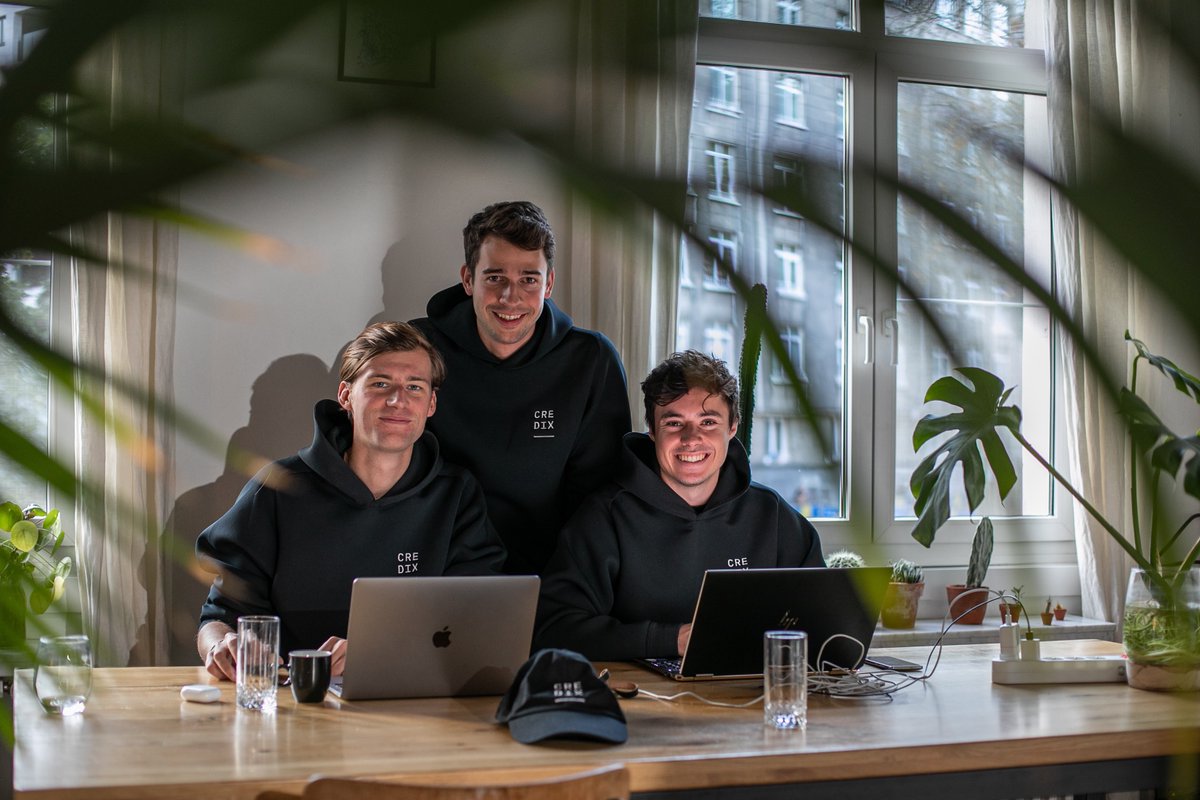 PERSBERICHT: Belgische start-up <a href="/Credix_finance/">CREDIX</a> haalt 11,32 miljoen euro op voor wereldwijd kredietplatform met blockchain technologie

Het platform geeft beleggers toegang tot kredietbedrijven in opkomende regio’s. 💳

Meer weten? 👉bit.ly/3BhemoA