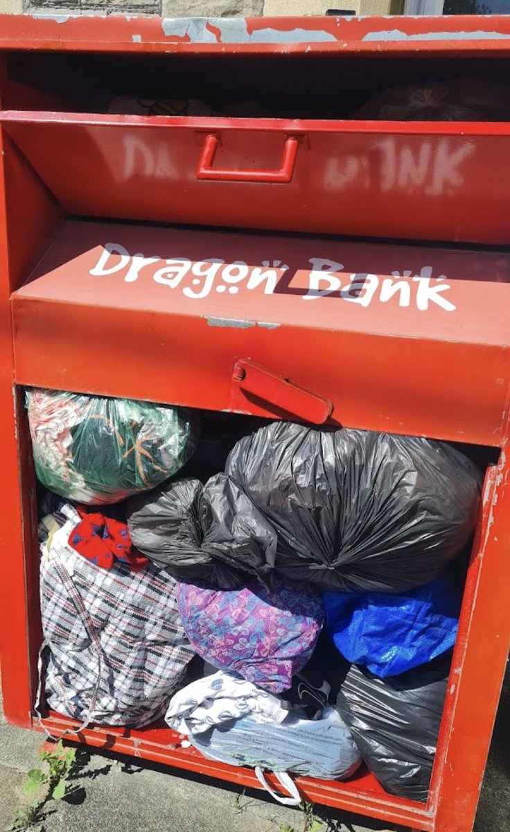 BagsDaffi's tweet photo. Well done @CoganprimaryPTA - @CoganPrimary on this huge collection 👏😱
An amazing 105kg donated. 🎉Need to arrange a collection? Contatct us today!♻️
#clothingcollection #charitysupport #clothingbanks #fundraising https://t.co/JnEMTjprbT