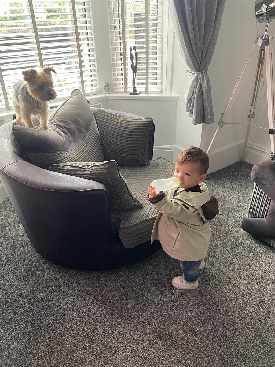 Why do I see baby Kai and get <a href="/liamgallagher/">Liam Gallagher</a> vibes 🤷‍♂️🤷‍♂️🤣🤣