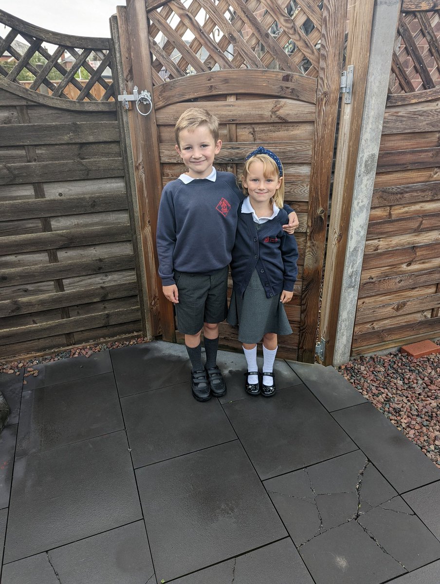admogs's tweet image. May as well be like all other parents !! First day back for these Beauts!