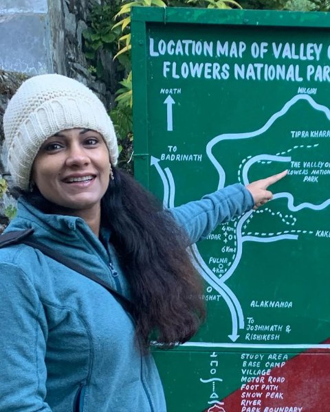 VisasIndia1's tweet photo. Devasthal #Uttarakhand is known for its natural diversity. It is here that the world famous Valley of Flowers, which fascinates everyone with its flowers, greenery and clean environment. The local people call it the abode of the deity. Here the world's rare species of flowers, https://t.co/gSPwSkvszU