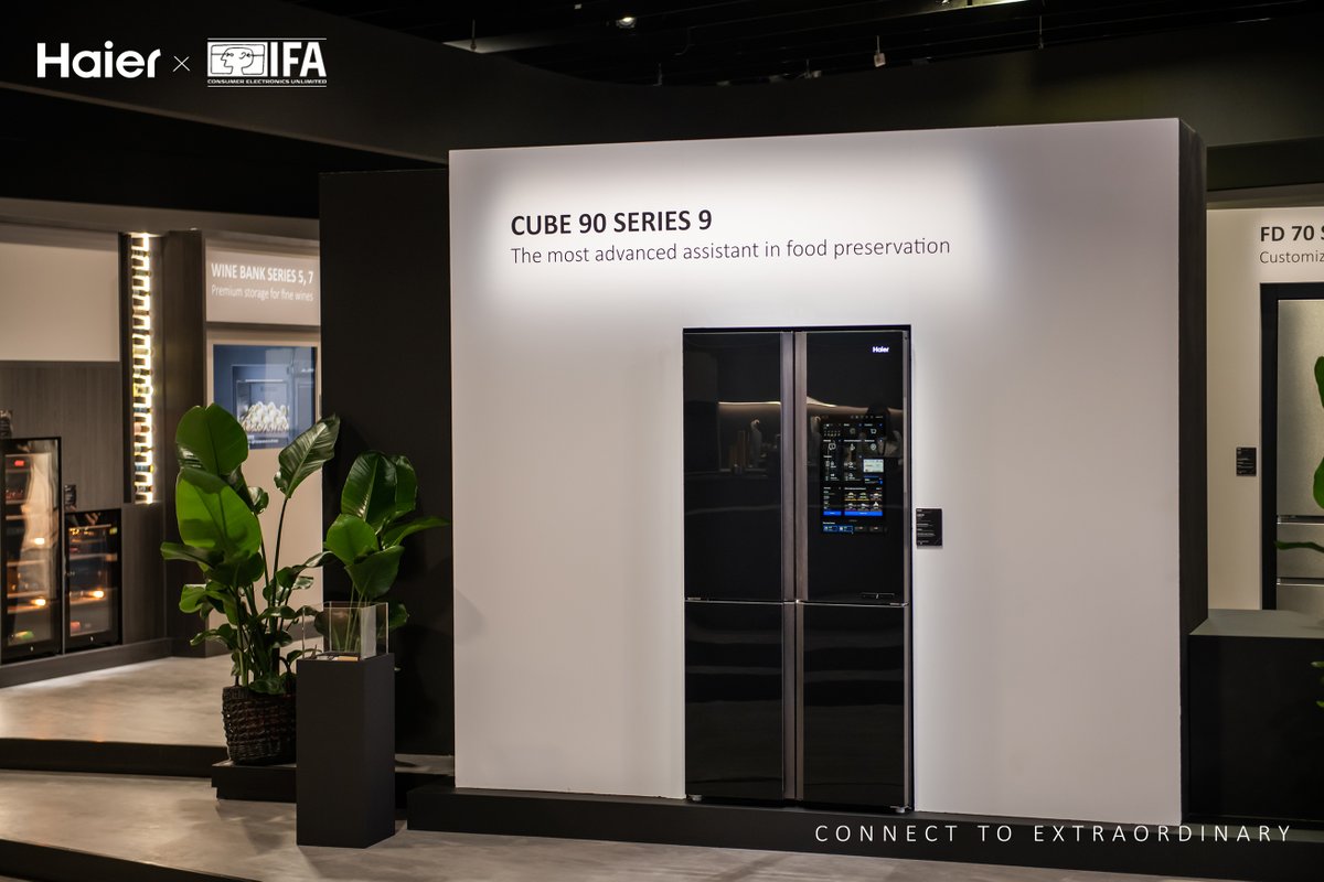 HaierEurope's tweet photo. With #ConnectToExtraordinary, #Haier showcases state-of-the-art technological solutions capable of creating increasingly personalized home scenarios.
Here are some of the highlights moments from the Haier booth. #IFA2022. https://t.co/8dqeILkXTY