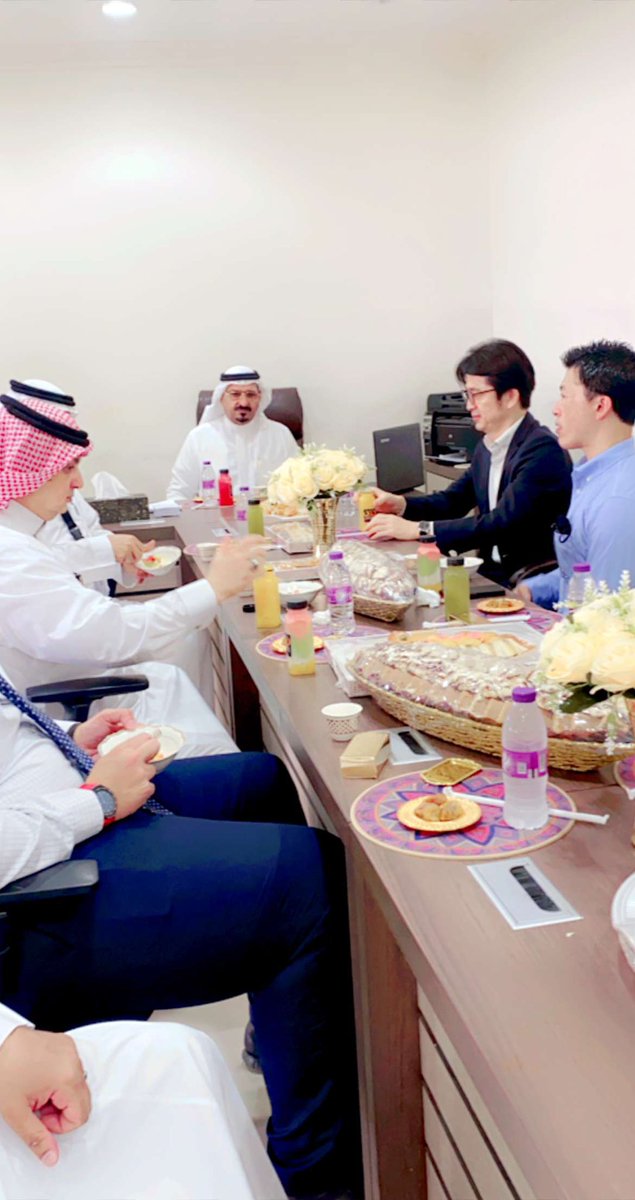 ALGHAZI_CAR's tweet photo. زيارة و أجتماع @Honda_Saudi وفد من شركة هوندا للسيارات  لـ مقر شركة الغازي للسيارات . ودار في النقاش أجتماعهم اليوم بمآ يخص مصلحة السوق و العمل بينهم .. https://t.co/wSvkeR6Z7J