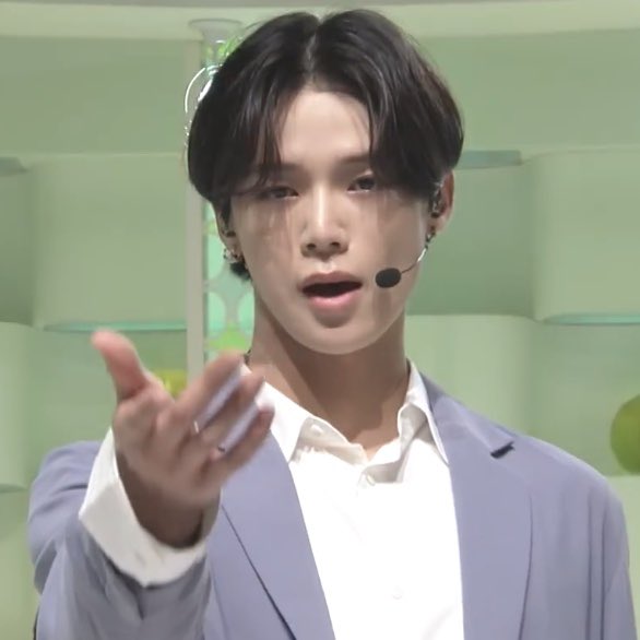 Ktwt_'s tweet image. “come come into my world” #andTEAM