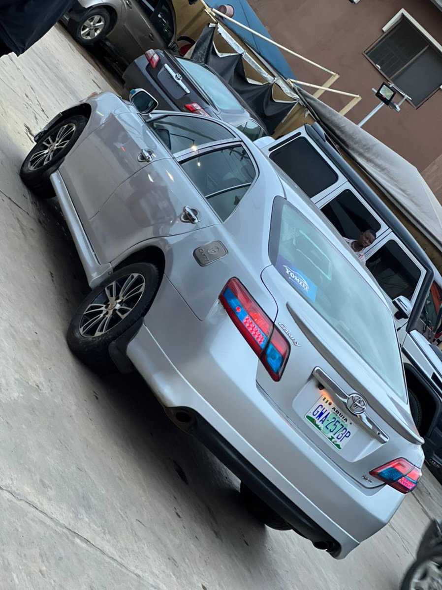 ty_autos's tweet photo. 2007 Upgraded to 2010 Clean Registered Toyota Camry Sport V6
Price: N2.9million
Location:Ikotun
Engine, AC, transmission all 💯
Call/Whatsapp: 09055759472 @PELSAUTOS   @mr_geff1 @Otunbakush1 @oris616 @luxurynwheelsng @maziechidiime @datogoniboy_ @avot10 https://t.co/tdmpOOH9eK