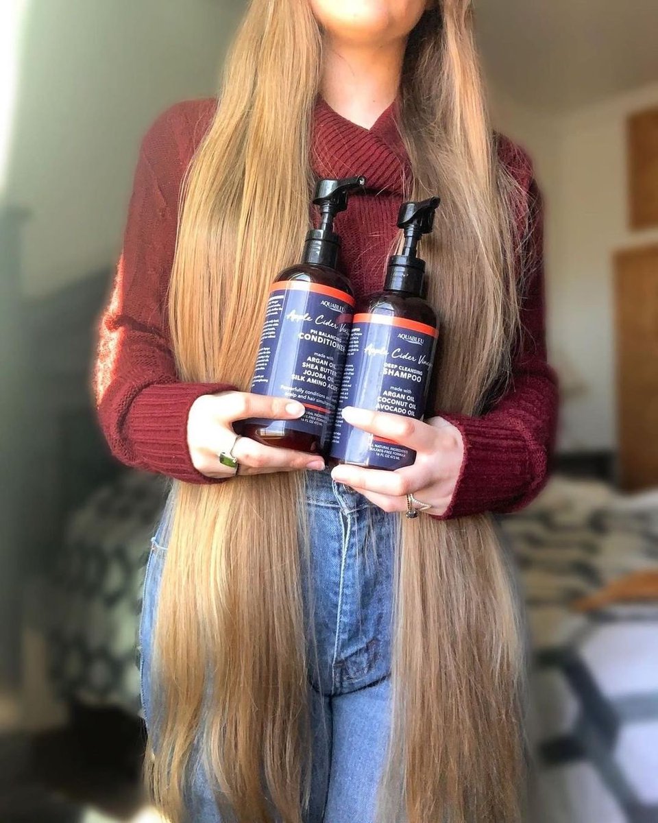 Suffering from an itchy scalp or dandruff? If you are prone to dandruff, ACV can be used twice a week, as it helps clear flakes and soothe any itchiness due to its antimicrobial and acidic nature. 🍎✨