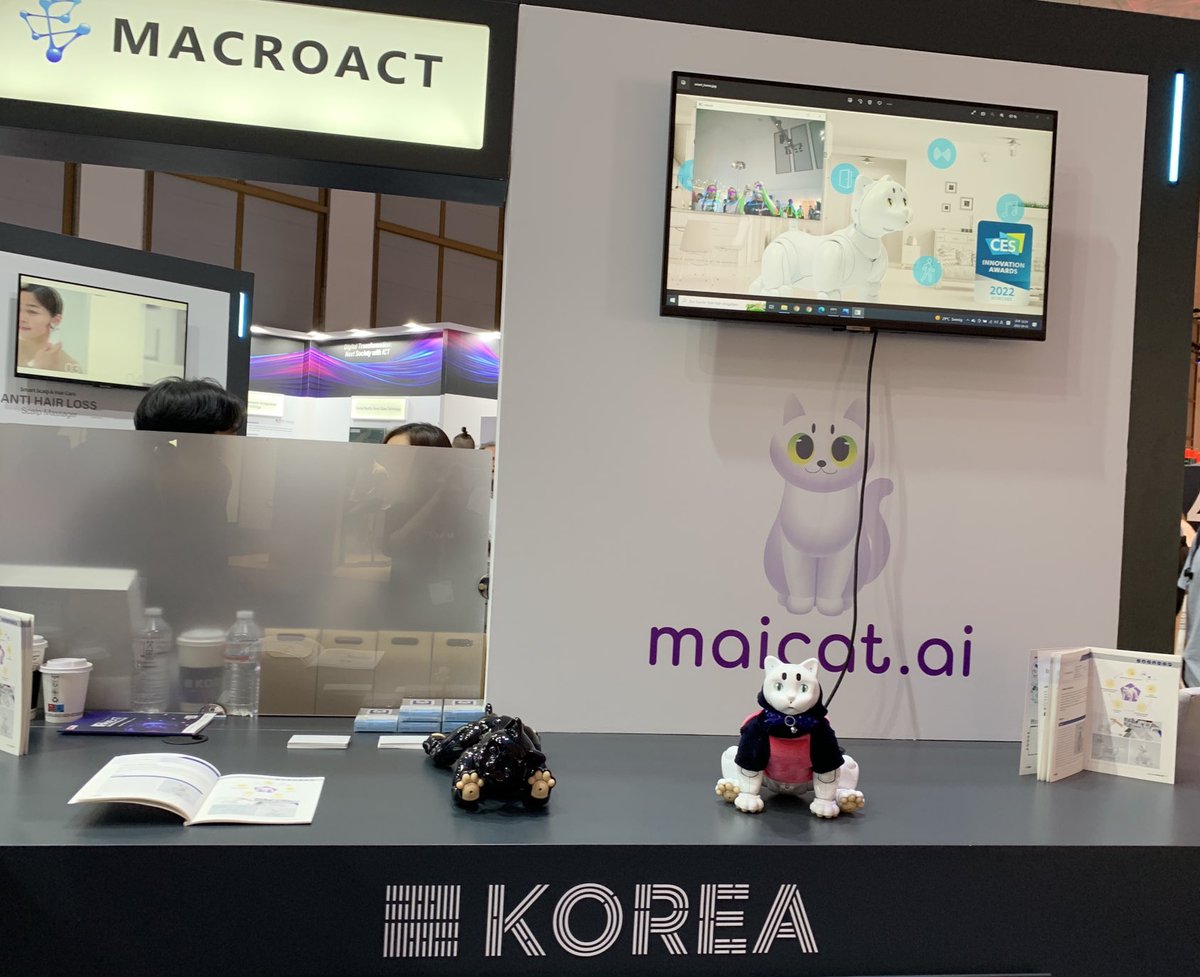 macroact's tweet photo. Last chance to meet and make friends with #interactive #robot Maicat here @IFA_Berlin⁩ 2022! See you in Hall 20 at the korea pavilion! #ai #machinelearning #maicat @macroact ⁦@MaicatOfficial⁩ https://t.co/5yQaC4u6U7