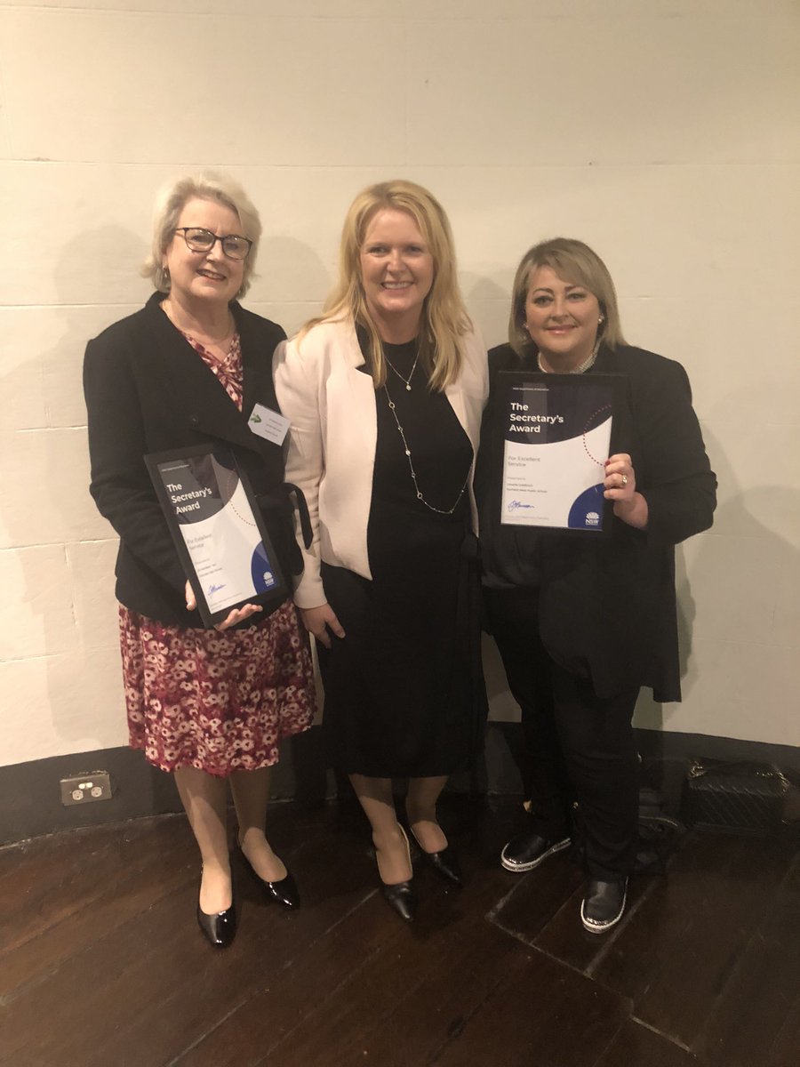 Congratulations to Kathleen Seto for being awarded a Minister’s &amp; Secretary’s Award for Excellent Service. An outstanding school leader, very deserving of this prestigious award.  👏⭐️
@DebSummerhayes <a href="/FairvaleHigh/">Fairvale High School</a>