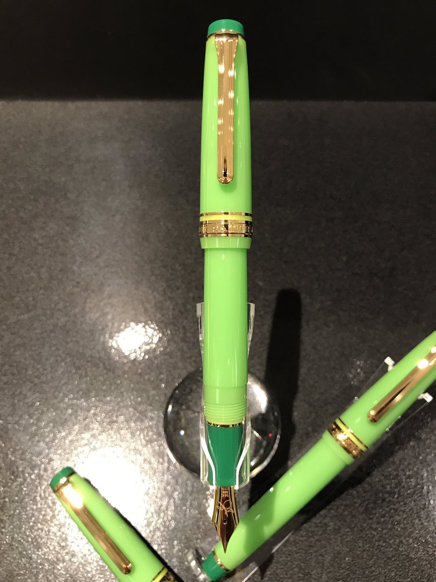 丸善丸の内本店 on Twitter