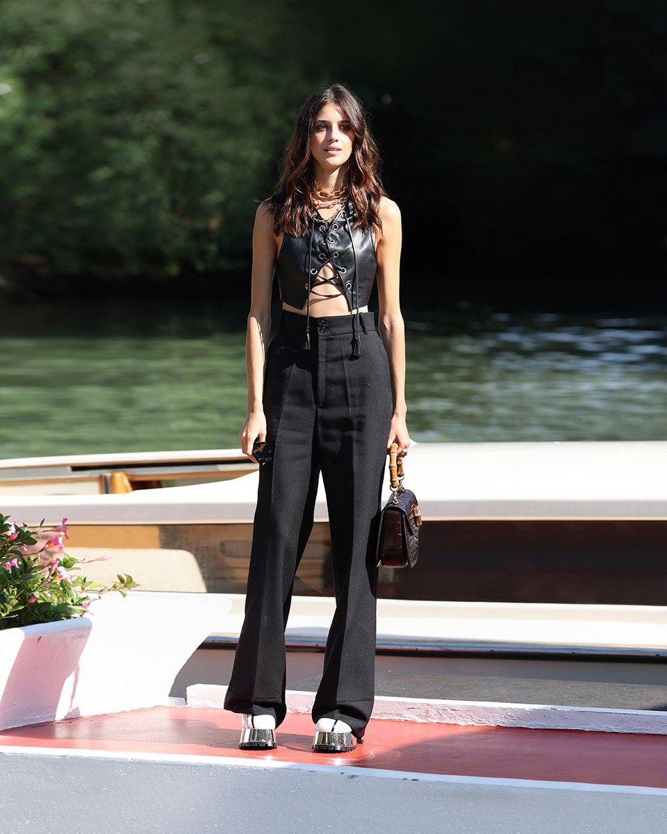 Attending the 79th Venice International Film Festival, #BenedettaPorcaroli wore a selection of Gucci looks. #AlessandroMichele #ExquisiteGucci #GucciAttache #GucciBamboo1947 #GucciBeloved #BiennaleCinema2022 #LaBiennaleDiVenezia #Venezia79