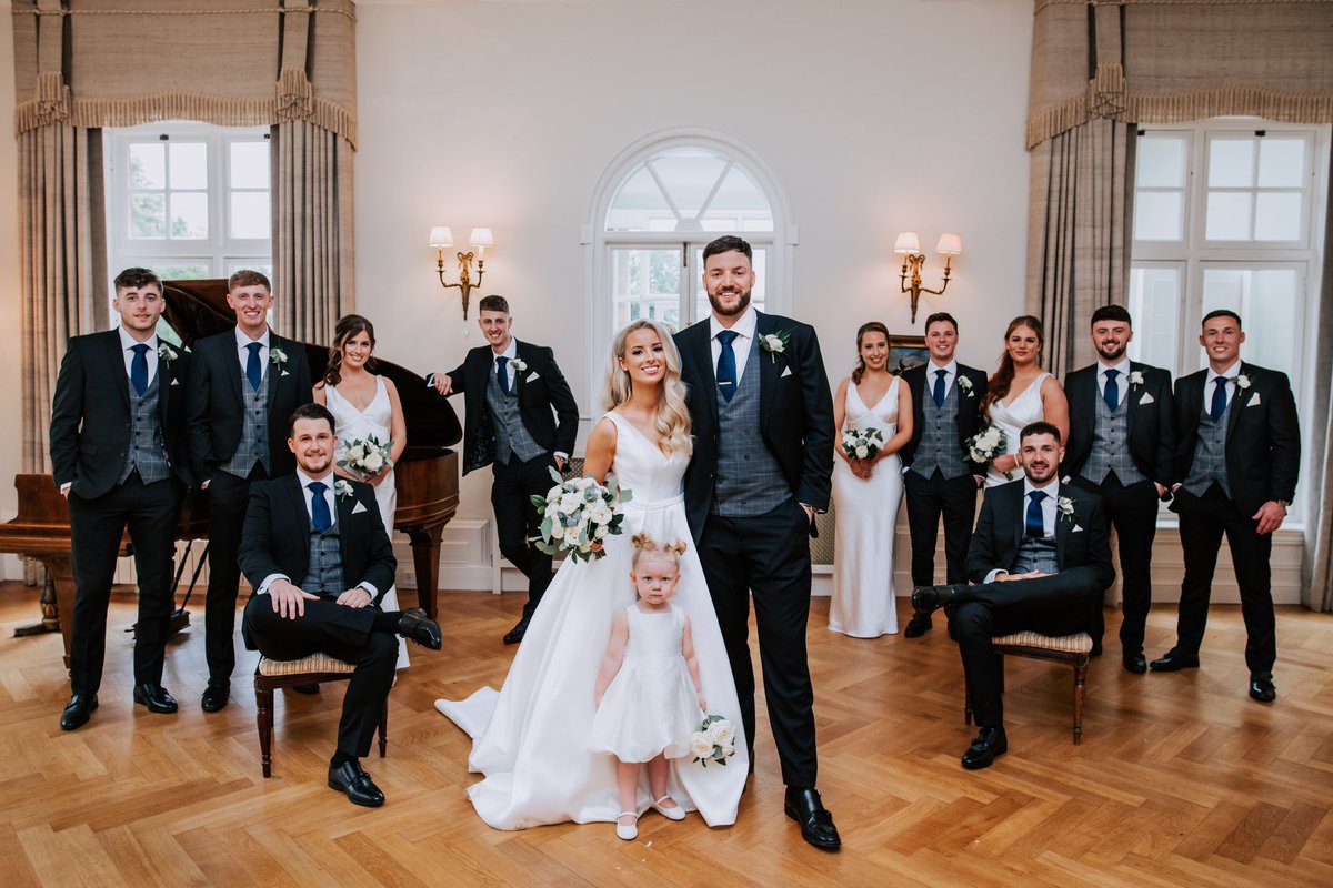 Brief: Give me a group shot but with sass 👌🏼 
.
.
.
.
.
📸 @thesallyrawlins