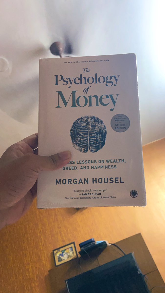 anishagarwal256's tweet photo. Today is national #ReadABookDay
What’s the best book you have read this year ?
I’ll go first
#psychologyofmoney #parimalade #morganhousel https://t.co/baW4pR08hh