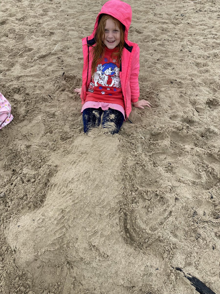 chiaraberry08's tweet photo. @MrsRisleyStMary some adventures with Rosa-Maria over the summer holidays, she enjoyed going to the beach, Newton town show, Gulliver’s World and watching Super Pets at the cinema. https://t.co/GPMEho1ce5