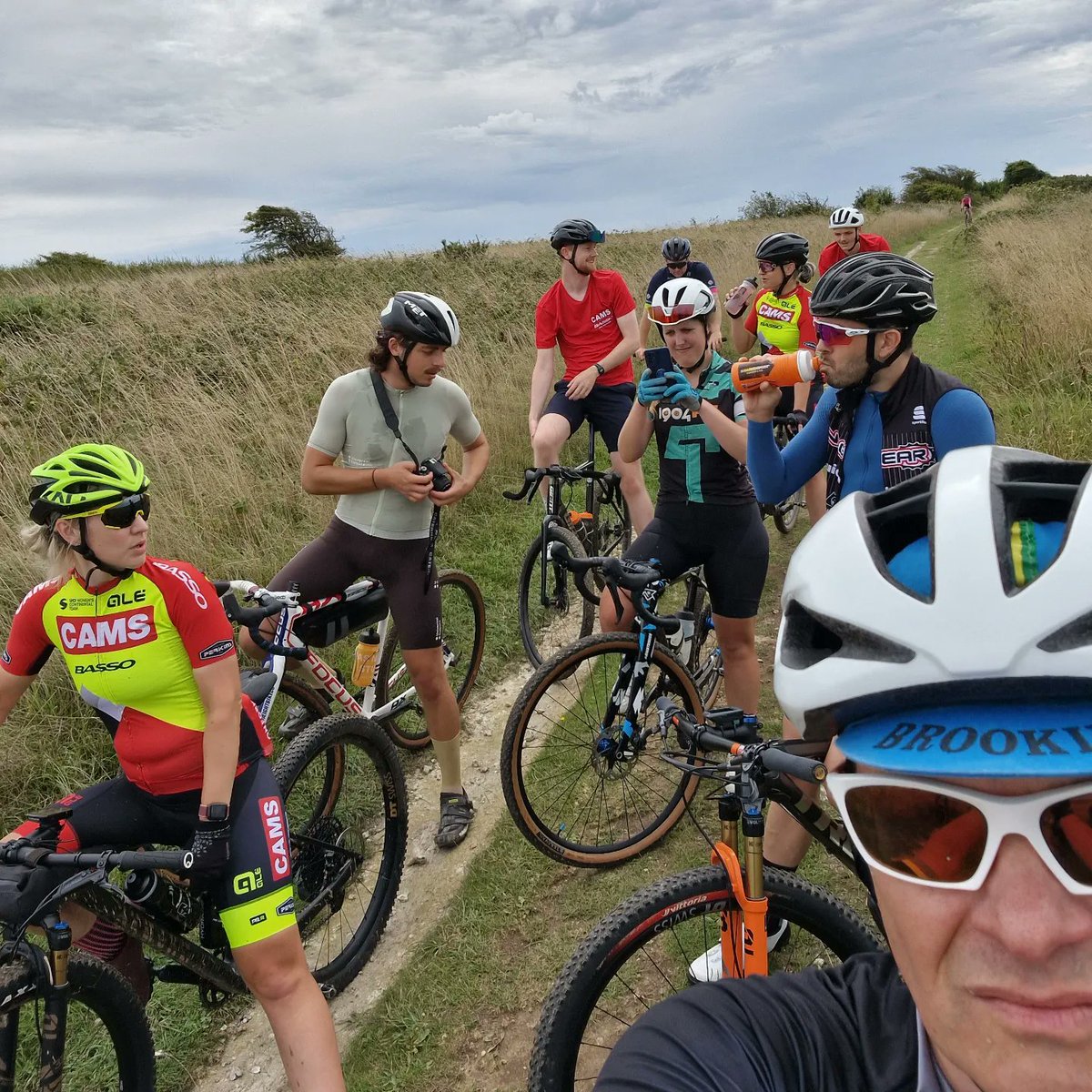 Great company, fab ride with @CAMScycling @JesseYates1996. SDW from @cadence_club Eastbourne to Cadence Litlington and back. Gravel, coffee, networking = good times! 👌

@Ed_Clancy @PursuitLine @IanBibby86 @CAMS_bassobikes @dcrwheels @aeightracer @InGear_RT @quocshoes