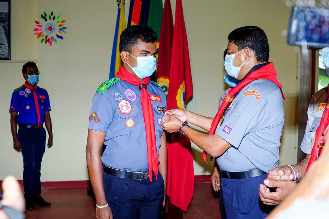 Iresh__Malinda's tweet photo. Achieved the Negombo District 1st Baden Powell Award at 33rd National Rover Moot 2021.Finally I also thank everyone who helped me to achieve the 1st BP Award in Negombo District!!!  ❤⚜🥳
#Milestone_achievement #MPC_Scouts #MPC_Rovers #BP_Award #Negombo_scout #CINEC https://t.co/gO5aSCVQm5