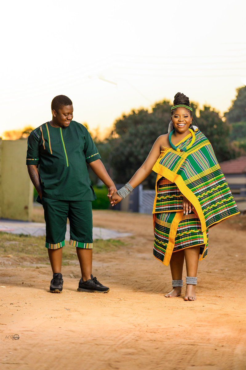 MNelitshindwe's tweet photo. 03/09/2022 🐄🐄💍 https://t.co/fOrXwRyonG