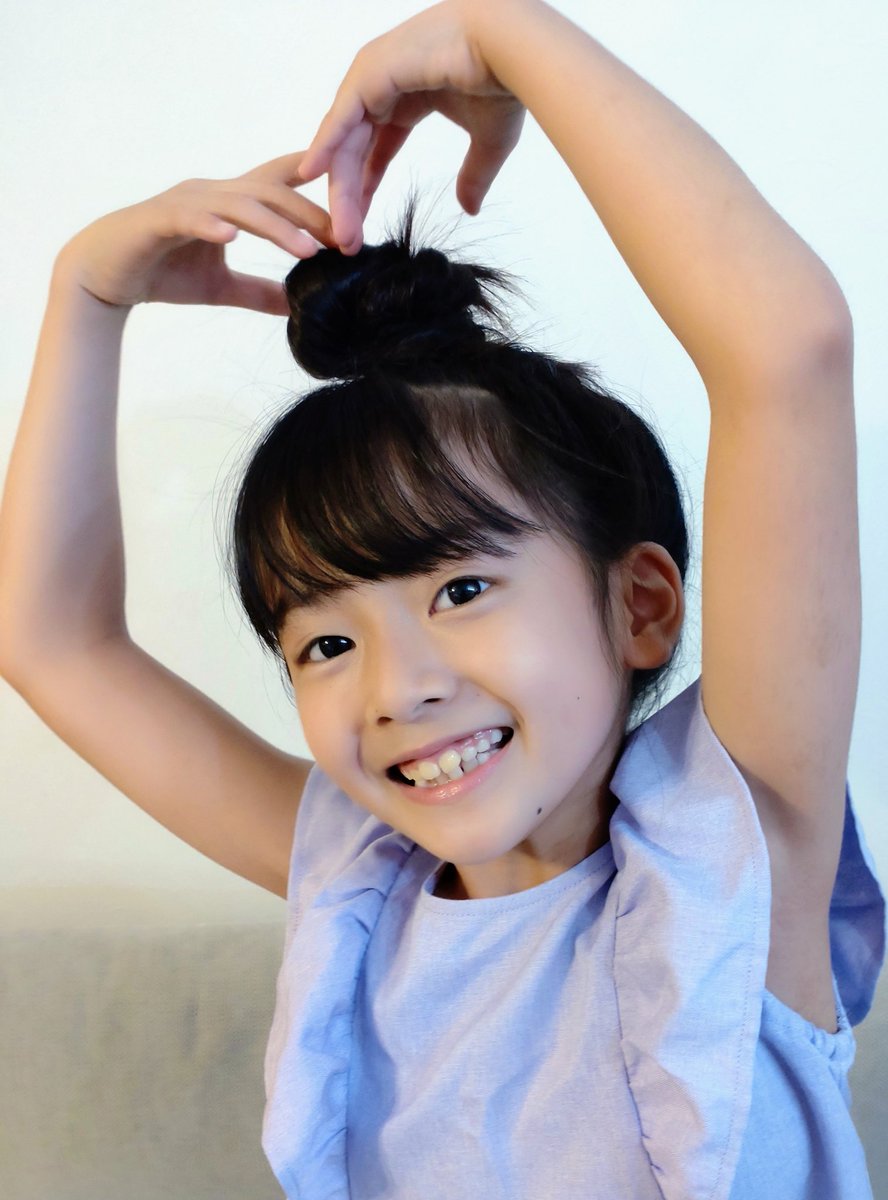 mrsx22831's tweet image. はじめまして💝まりさです。
歌うこと、踊ることが大好きです！
ステキな女優さんを目指しています✨
どうぞよろしくお願いします♡

#AnglePro
#まりさ 
#子役