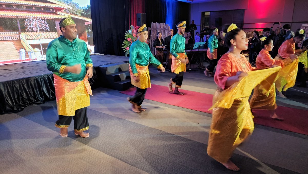 Sujiro Seam 🇪🇺 tweet media