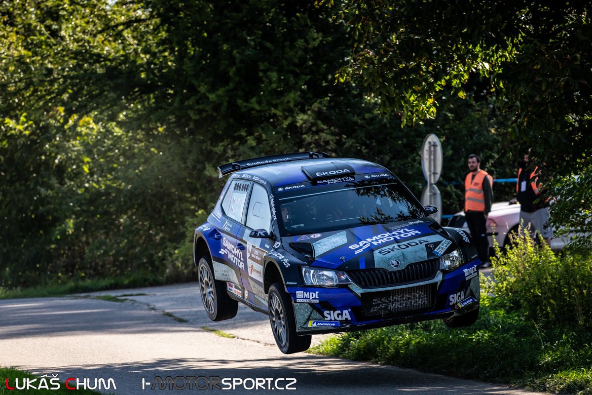 RallyVyskov's tweet photo. Stupně vítězů XXX. Rally Vyškov 2022

1. Březík Adam / Krajča Ondřej - Škoda Fabia R5 00:00:00.0
2. Štajf Vojtěch / Rajnoha F. - Volkswagen Polo Gti R5 00:00:08.5
3. Vlček Martin / Skripová A. - Hyundai i20 R5 00:00:43.3

#hanackyrallyklub #rallyvyskov #rallyvyskov2022 https://t.co/ISDZR01DGX