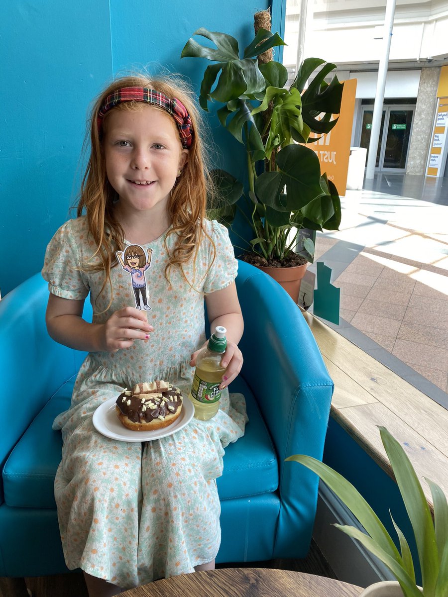 chiaraberry08's tweet photo. @MrsRisleyStMary summer adventures with Rosa-Maria, we enjoyed a mama and daughter date at planet doughnut, she celebrated her godfathers 60th birthday and we enjoy lots of baking in our house. https://t.co/57WObe2bGt