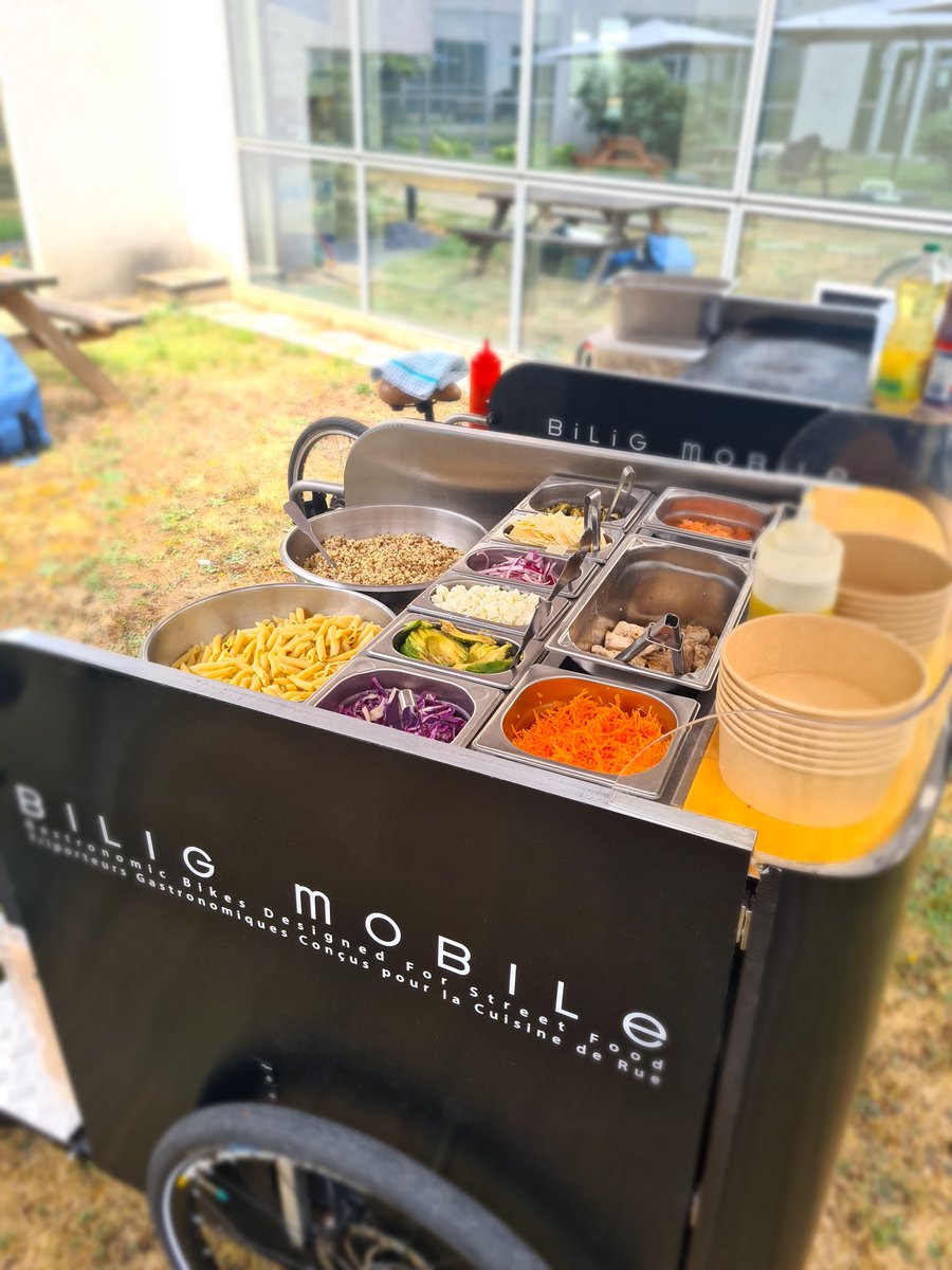 BiligMobile's tweet photo. 🟢 C'EST LA RENTRÉE ! 🟢

Découvrez nos triporteurs Bar à Salade 😍
Nouvelle animation culinaire à vite tester !

#biligmobile #triporteurgastronomique #foodbike #animationculinaire #barasalade https://t.co/wyG4DS0pZA