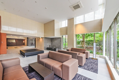 JpnRealtySTARTS's tweet photo. Facing east at the top floor, 9min walk to #Meguro station.
Price: JPY110M ≒ USD776K ≒ EUR780K
Structure: RCS
Built: Feb 2012
Floor Plan: 2BR
Size: 64.85m2 / 698.03ft2
#sale #realestate #property #MeguroWard #Tokyo #Japan #JRYamanoteLine #TokyuLine #TokyoMetro #ToeiLine https://t.co/xzMEEcPron