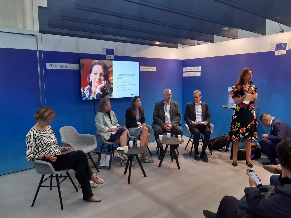 We are underway at the <a href="/EU_Commission/">European Commission</a> stand <a href="/SMMfair/">SMM</a> in #Hamburg ! Find out more about:
💬 #EUGreenDeal and how our #R&amp;I #H2020Transport strategies are helping progress towards climate neutral #waterborne #transport
📍 Join us in Hall A3 Stand 203 
👉 bit.ly/3TIBFPj