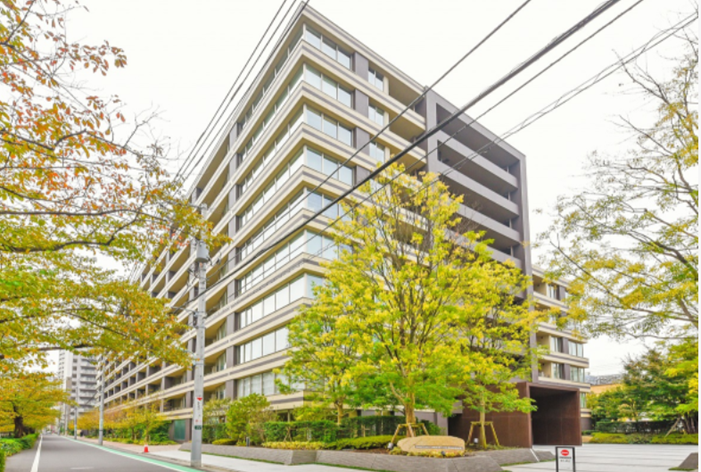 JpnRealtySTARTS's tweet photo. Facing east at the top floor, 9min walk to #Meguro station.
Price: JPY110M ≒ USD776K ≒ EUR780K
Structure: RCS
Built: Feb 2012
Floor Plan: 2BR
Size: 64.85m2 / 698.03ft2
#sale #realestate #property #MeguroWard #Tokyo #Japan #JRYamanoteLine #TokyuLine #TokyoMetro #ToeiLine https://t.co/xzMEEcPron