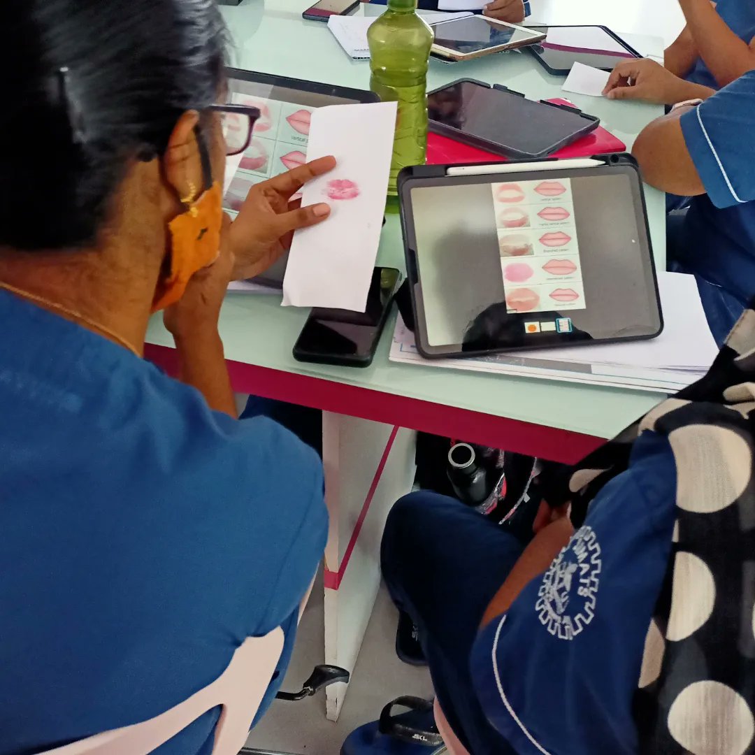 SdcForensic's tweet image. &quot;The sweetest smiles hold the darkest secrets&quot; 

Students of 2nd year BDS performing Lip print procedures and discussion was conducted. 

#sdc #sdcforensic #saveethaforensic #lipprint #handsonlearning #forensicodontology