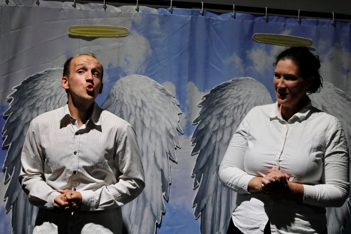 _peteredge's tweet photo. Come to the @cockpittheatre at 8pm tonight for our @teteateteopera performance of @elfynjones's The Trilobite, or the fall of Mr Williams.
A journey to Exmoor. A love triangle. A near-death experience. A lecture in geology. All played out in mid-air over 10 seconds
📸@claireshov https://t.co/pM8NMuZkF6