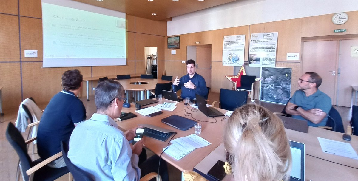 Interreg Erudite (@interregerudite) on Twitter photo Our partners from <a href="/LTFE/">Laboratorij za telekomunikacije</a> are presenting the #SEROI + calculator. How to analize the social and economic return on innovation of a new project? Our partners from <a href="/LTFE/">Laboratorij za telekomunikacije</a> are presenting the #SEROI + calculator. How to analize the social and economic return on innovation of a new project?