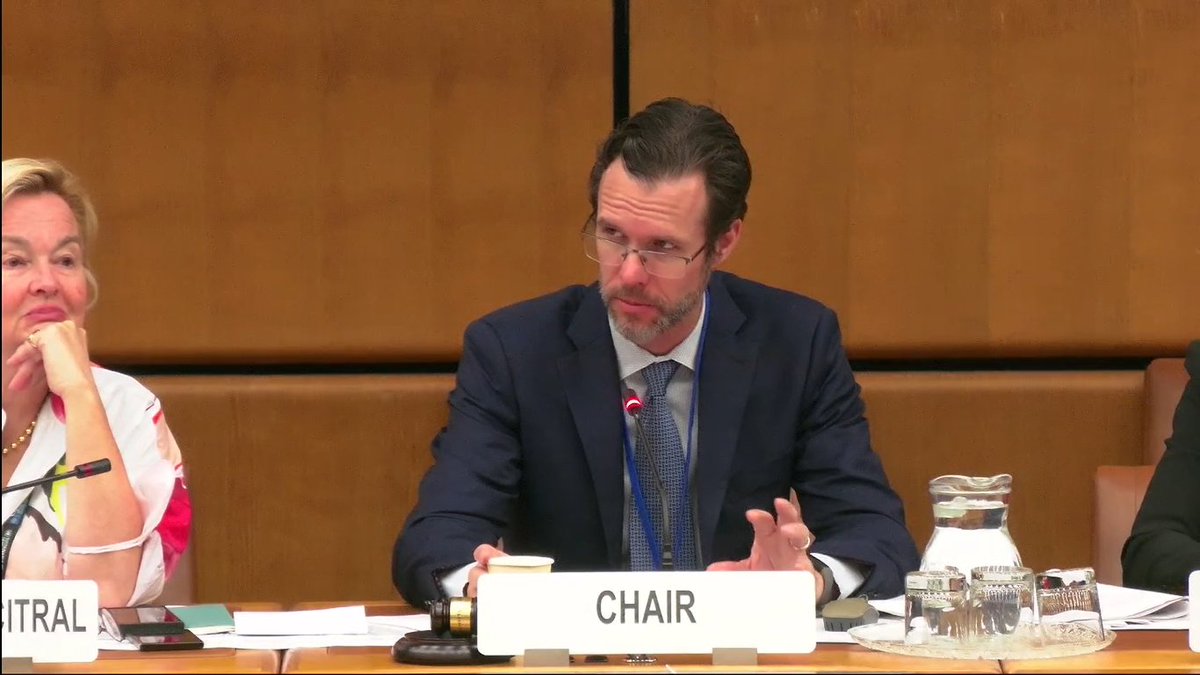 #Dia2 de las sesiones del #GrupoDeTrabajo III de la #UNCITRAL se enfocaron en la creación de un Centro de Asesoría Legal para temas de derecho de inversión y mecanismos de solución de controversias entre inversionistas y Estados.