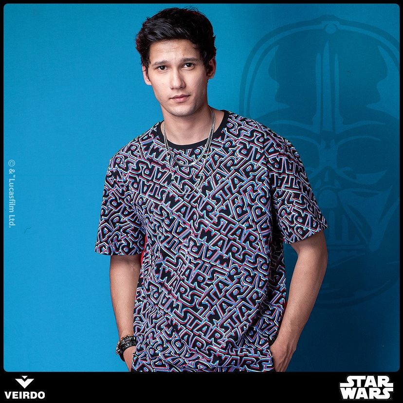 Veirdooffical's tweet photo. Suit Up Superhero with this Official Doodle StarWars Tee!

Website Search: Doodle Wars - Original Disney Star Wars Tee

#starwars #starwarsfan #DisneyxVeirdo https://t.co/41zpUthDXC