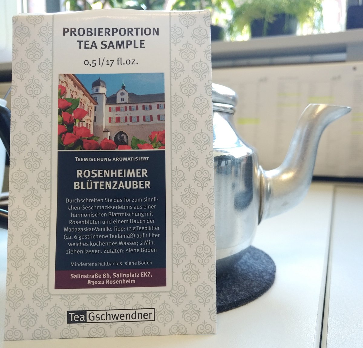 v_i_o_l_a's tweet photo. beginnen wir die teetechnische nachbereitung des urlaubs in rosenheim. ☕ #teacontent https://t.co/C4yYn6ftZA