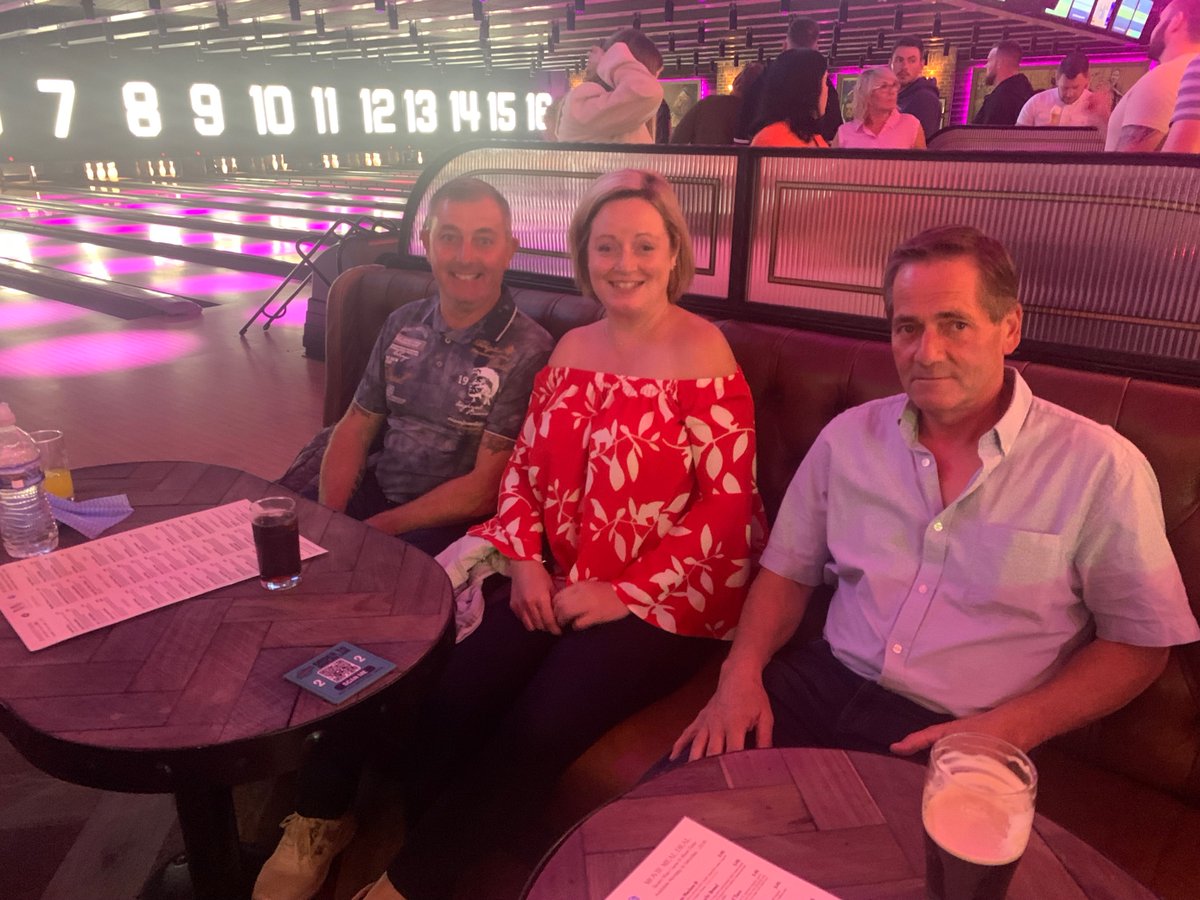 Tobermore's tweet photo. Team Tobermore took to the Brunswick bowling alleys for Septembers staff event! 🎳 

Bowling, great food and great company? That's right up our alley 🎉 

#employeeevent #teambonding #bowling https://t.co/0oVcJ6YLLf