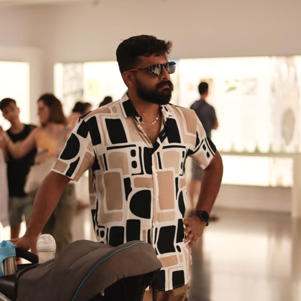 Muraliactor_'s tweet photo. #NewProfilePic https://t.co/TByvU8DzoX