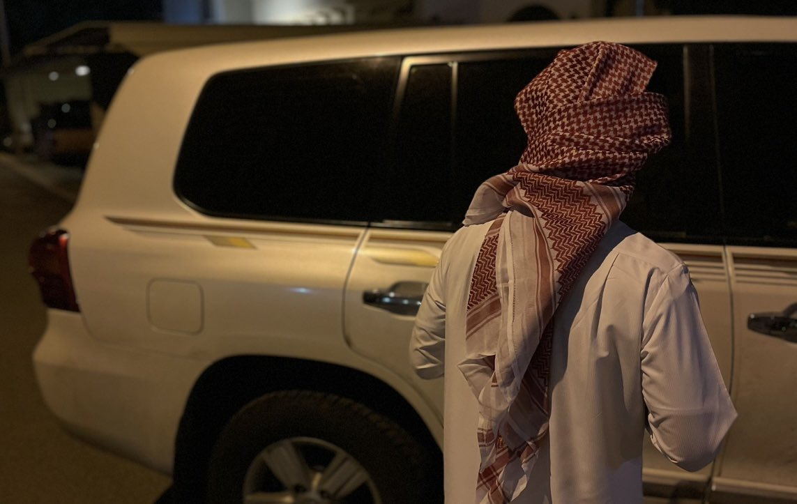 2pp99's tweet photo. دامه لقاله غير #قلبي معازيب
الله يسمح درب هاك السنافي

يروح لايرجي رسول ومكاتيب
هو خابر إني ماأتلفت خلافي https://t.co/nqncbSsE70