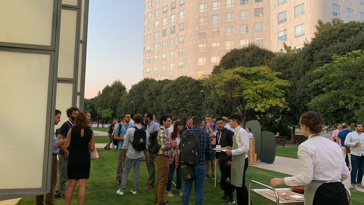 PalcongresVLC's tweet photo. 🔛Tras la sesión de bienvenida de ayer, continuamos con la inauguración de #ICEM2022 en @PalcongresVLC 

Welcome to Valencia, welcome to our venue🌞

#congreso #innovación https://t.co/GgKOSS4wOd