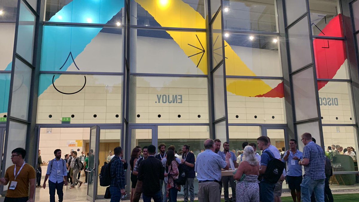 PalcongresVLC's tweet photo. 🔛Tras la sesión de bienvenida de ayer, continuamos con la inauguración de #ICEM2022 en @PalcongresVLC 

Welcome to Valencia, welcome to our venue🌞

#congreso #innovación https://t.co/GgKOSS4wOd