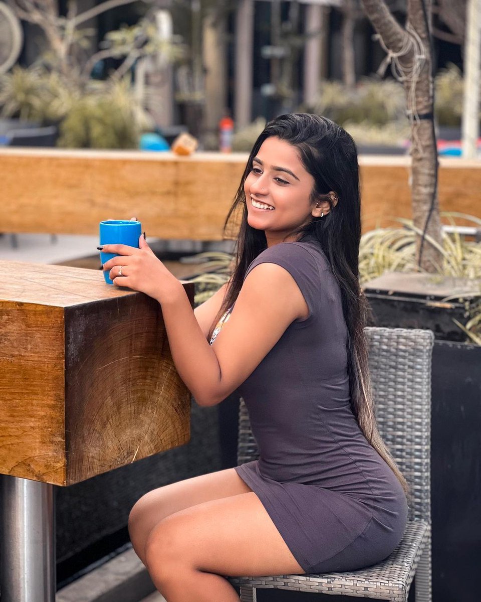 TheSuhuu's tweet photo. Follow :- @TheSuhuu  💥💥💥
.
#Suhuu #tranding #instagood #instadaily #instafashion #instamood #model #bollywood #viral #viralpost https://t.co/LH10Xb18SE