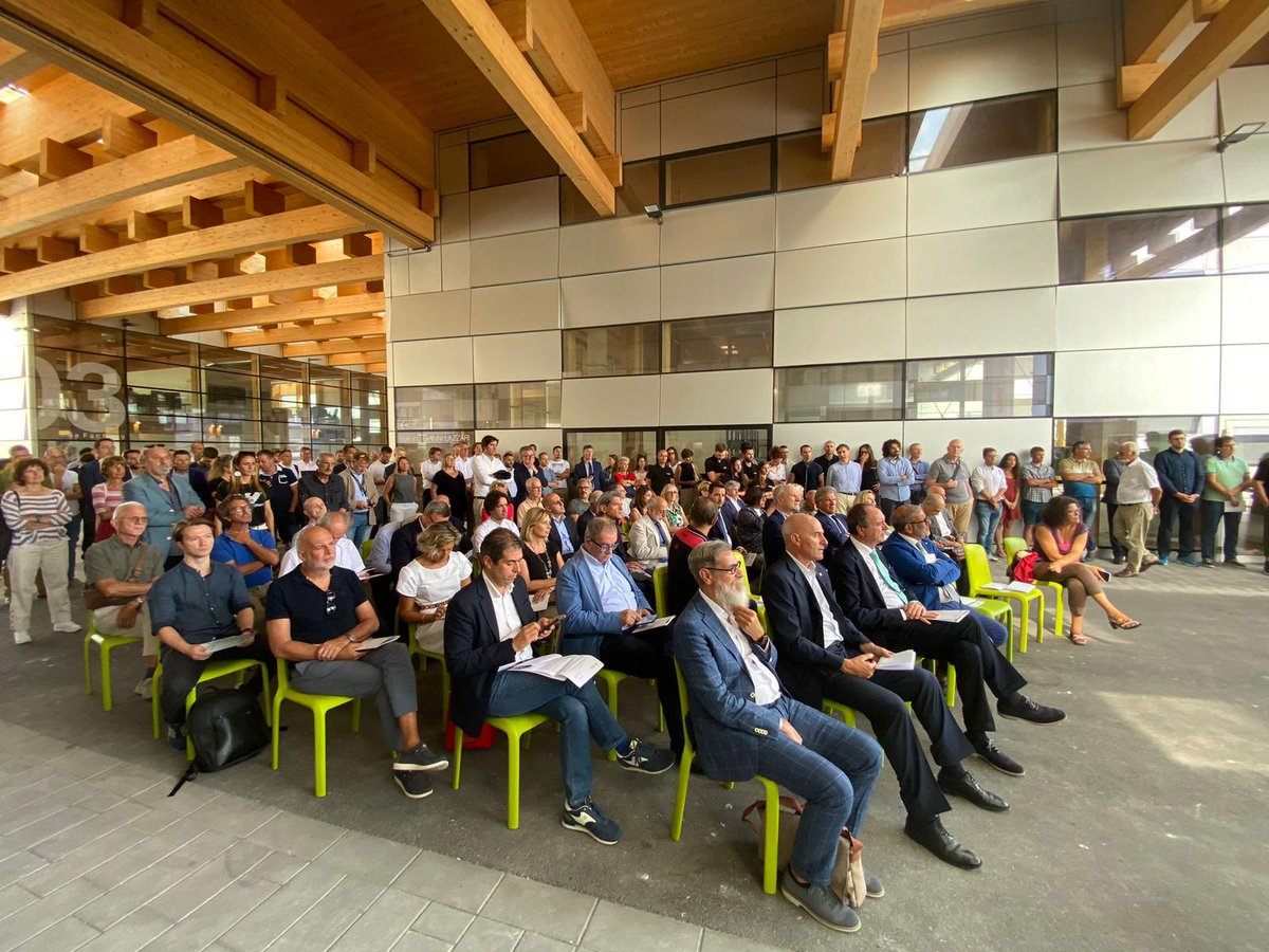 Alcuni scatti dell'inaugurazione della nuova sede del #CeRiSM Centro di ricerca “Sport, montagna e salute” dell’#Univr al Be Factory - Progetto  Manifattura di #Rovereto > bit.ly/3q7rCpy