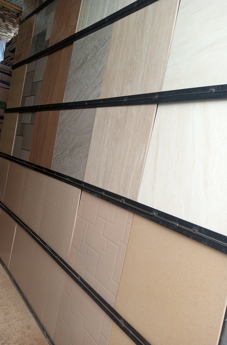MichelleGoldEnt's tweet photo. Brothers and sisters, we don open shop today and we dey expect you to come around to get quality &amp; affordable security doors, ceramic/marble tiles, sanitary wares, and other household materials.

Our shop is located at MDS, Osogbo.

You can contact us via https://t.co/1foHKh0WXq. https://t.co/6kp4jR3Xob