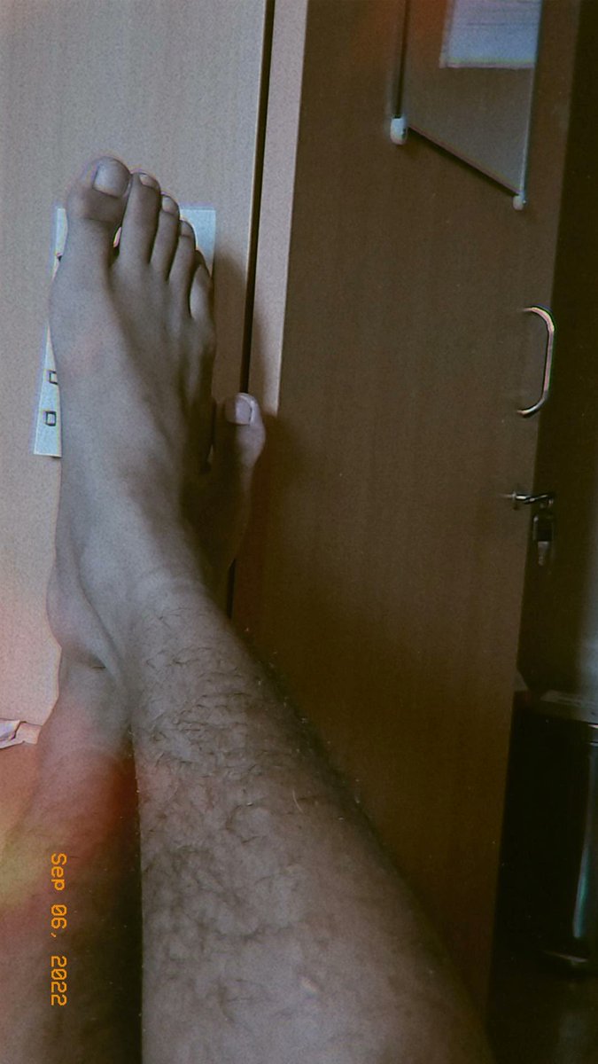 GobbleAko's tweet photo. #feet #FootFetish #PinoyMaleFeet
#PinoyFeet #AlterPinoy #SarapNgPaa #FeetWorship #FootWorship #FeetFinder #FeetPinoy #FeetLicking #ToesSucking #MorenoFeet https://t.co/qJhhfjtJNU