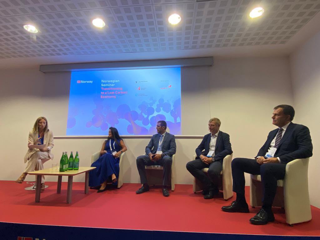 NorwayAmbItaly's tweet image. Discussioni interessanti e importanti al nostro seminario «Transitioning to a low carbon economy» al @GastechEvent Milano oggi con sottosegretario Andreas Bjelland Eriksen @oeddep @Equinor @eni @snam #aker #NORenergysolutions