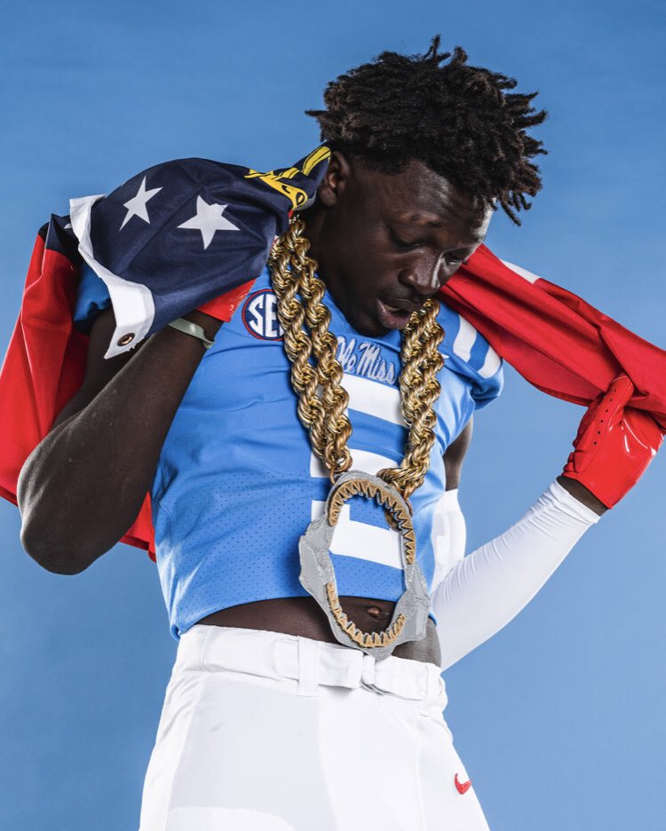 1000% COMMITED ‼️‼️ …. no place like home 🦈<a href="/CoachMoCrum/">Maurice C. Crum Jr.</a> <a href="/OleMissFB/">Ole Miss Football</a> <a href="/peachcofootball/">Peach County Football</a>