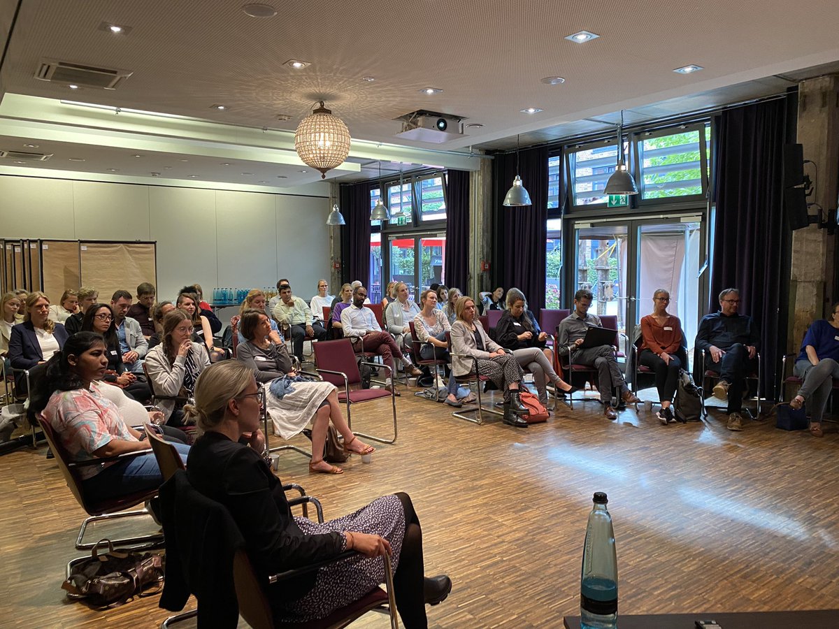 Malte Spielmann (@malte_spielmann) on Twitter photo Welcome to the UKSH Human Genetics retreat 2022. A whole day of great science and discussion. <a href="/UKSH_KI_HL/">Universitätsklinikum Schleswig-Holstein</a> <a href="/UniLuebeck/">Universität Lübeck</a> <a href="/kieluni/">Universität Kiel CAU 🎓</a> Welcome to the UKSH Human Genetics retreat 2022. A whole day of great science and discussion. <a href="/UKSH_KI_HL/">Universitätsklinikum Schleswig-Holstein</a> <a href="/UniLuebeck/">Universität Lübeck</a> <a href="/kieluni/">Universität Kiel CAU 🎓</a>